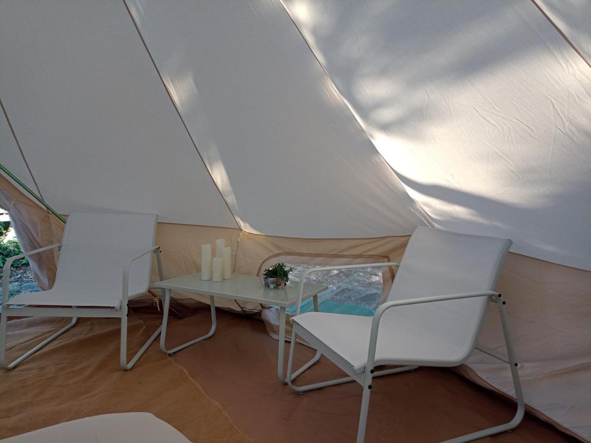 La Cera Farm Camping B&B 산타테레사의갈루라 외부 사진