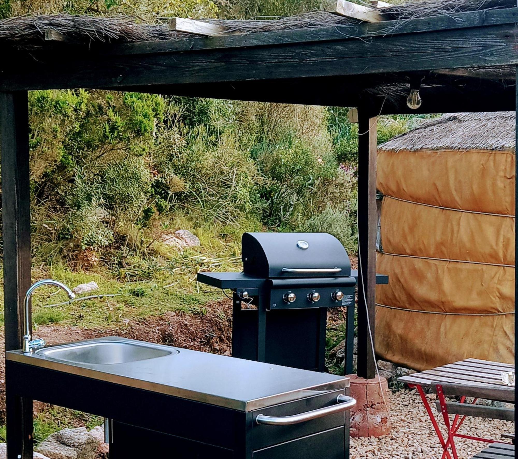 La Cera Farm Camping B&B 산타테레사의갈루라 외부 사진